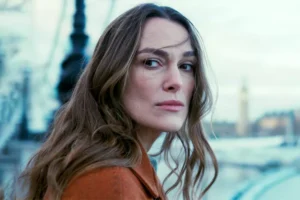 black doves netflix keira knightley main 120624 006e2874d820448180cd0ec15d96a02d 金蘋果美學診所｜歐家宏醫師親自諮詢｜無痛玻尿酸｜埋線拉提｜肉毒｜微整｜Goldi Apple